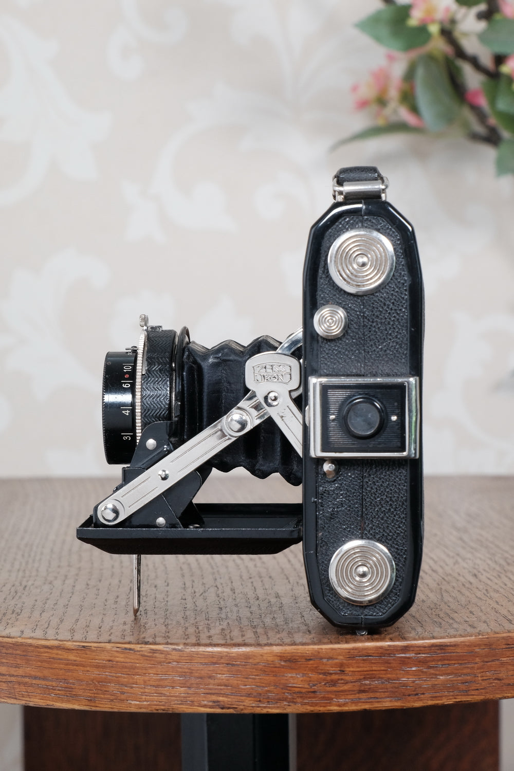 1932 Zeiss-Ikon Ikonta 6x4.5, Freshly Serviced, CLA'd