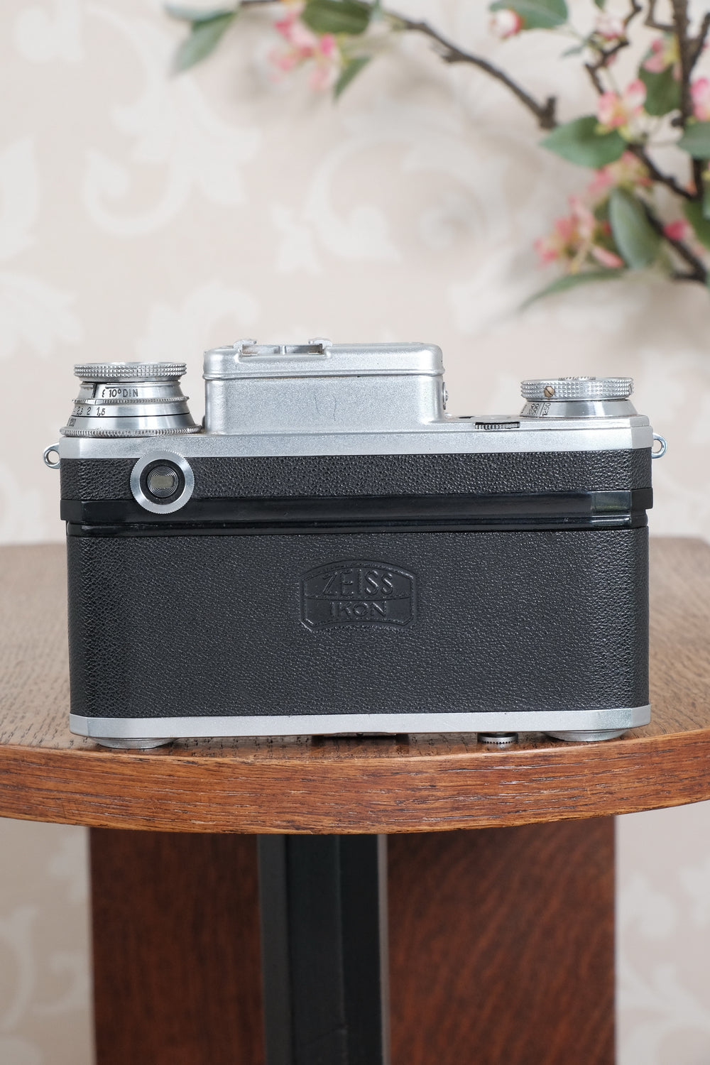 Near mint, 1941 Zeiss Ikon Contax III, CLA'd, Freshly Serviced!