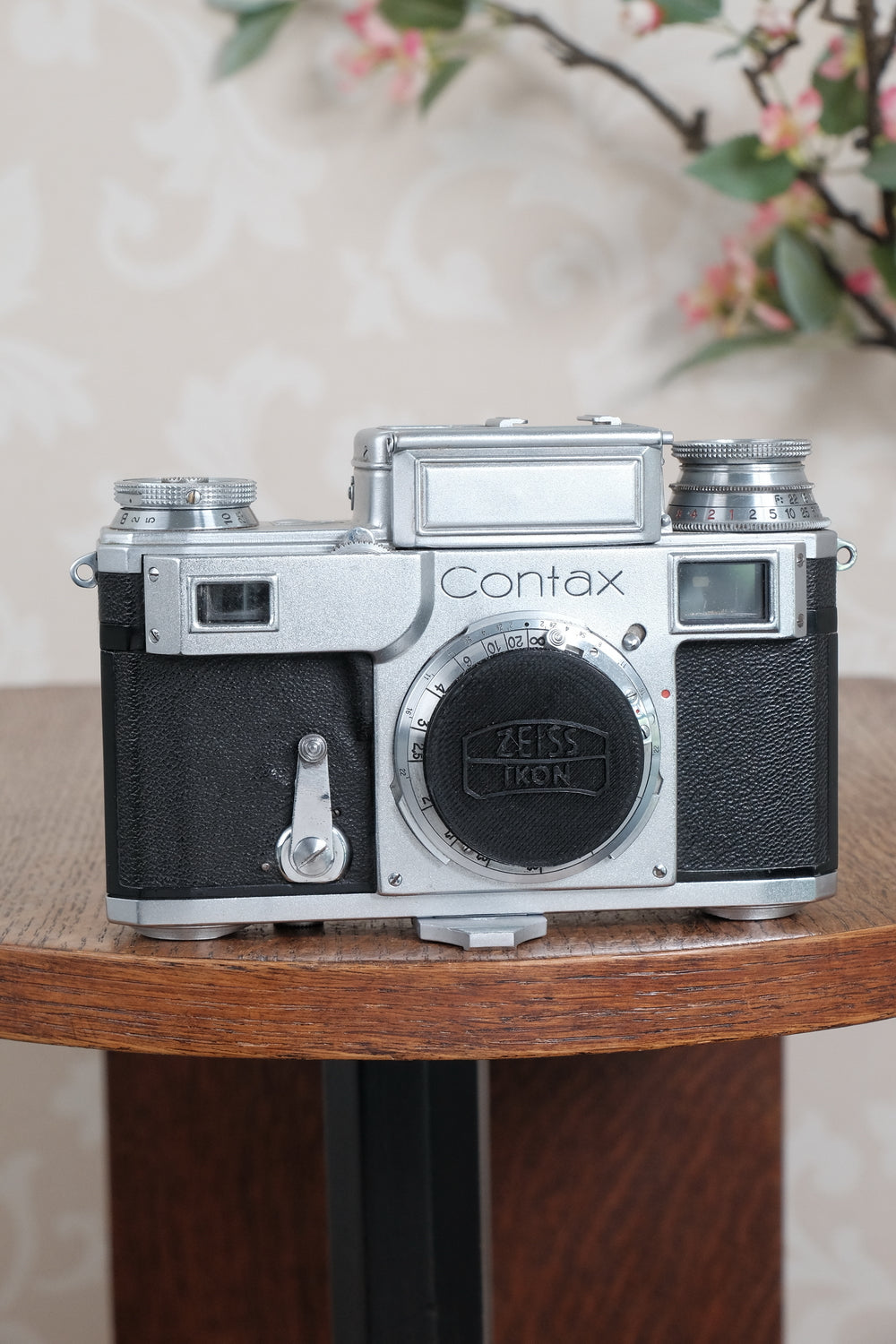 Near mint, 1941 Zeiss Ikon Contax III, CLA'd, Freshly Serviced!