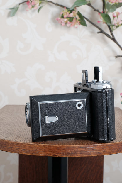 1938 6x9 Zeiss Ikon Ikonta with original Zeiss-Ikon paperwork and case, CLA'd, Freshly Serviced!