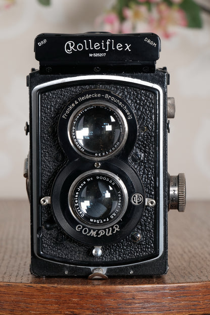 Superb 1936 Old Standard Rolleiflex with lovely original case and strap. Freshly Serviced, CLA’d!