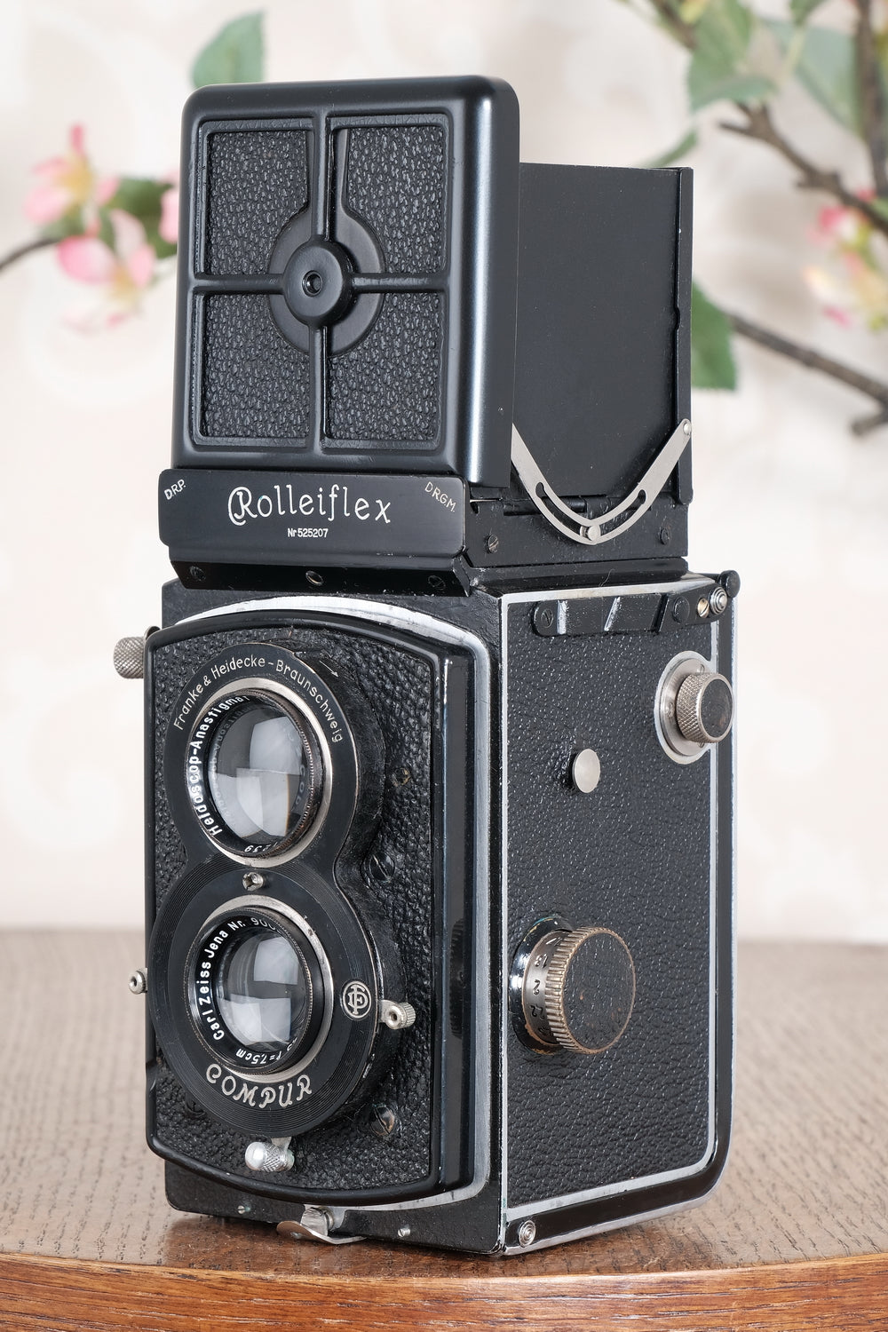 Superb 1936 Old Standard Rolleiflex with lovely original case and strap. Freshly Serviced, CLA’d!