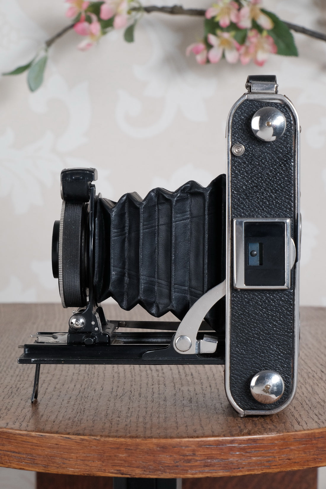 Near Mint! 1934 Voigtlander Inos II 6x9 with Heliar lens and mask, CLA’d, Freshly Serviced!