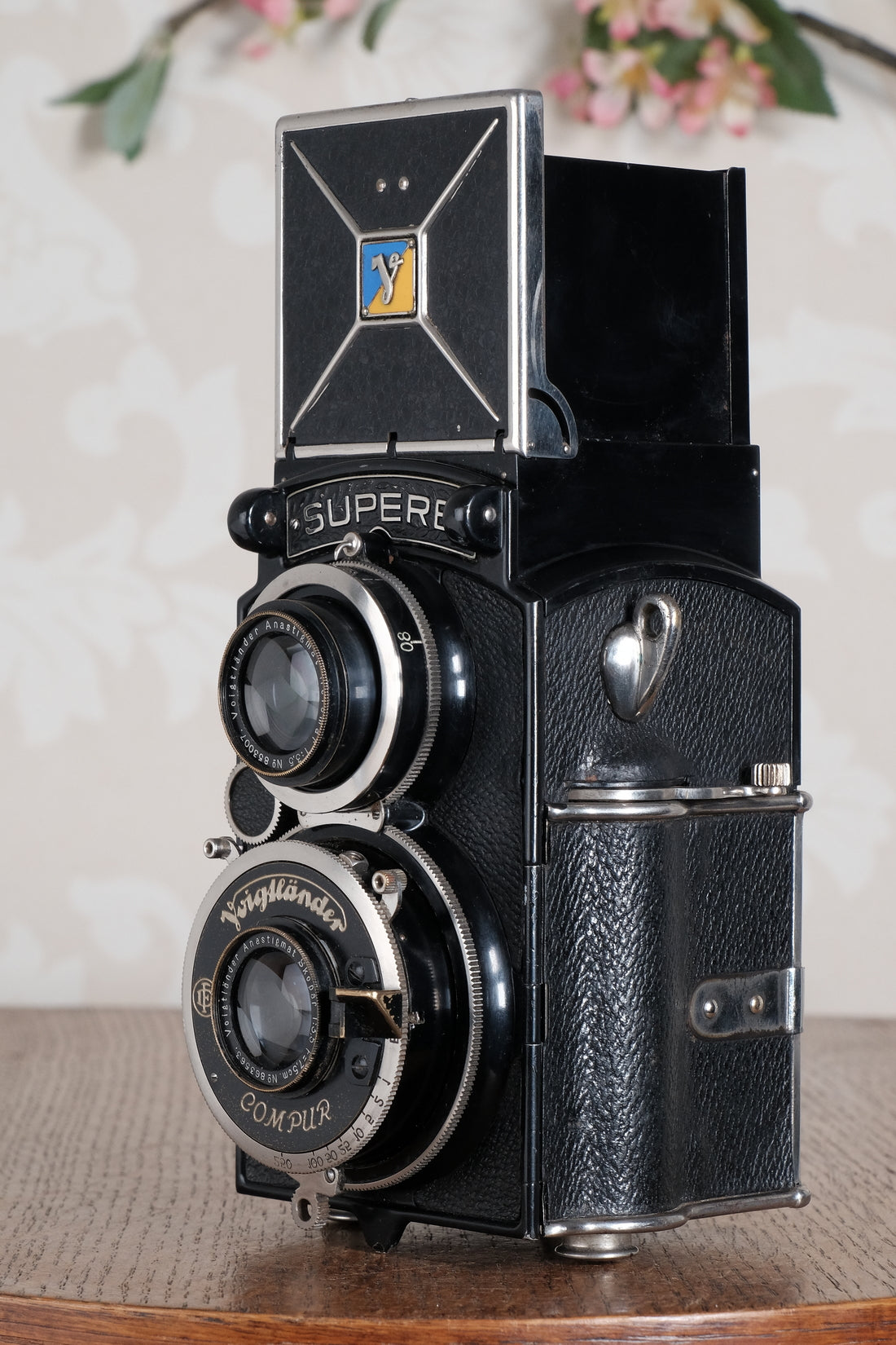 1935 Voigtlander 6x6 Superb TLR, the desirable model with “big ears”, CLA’d, Freshly Serviced!