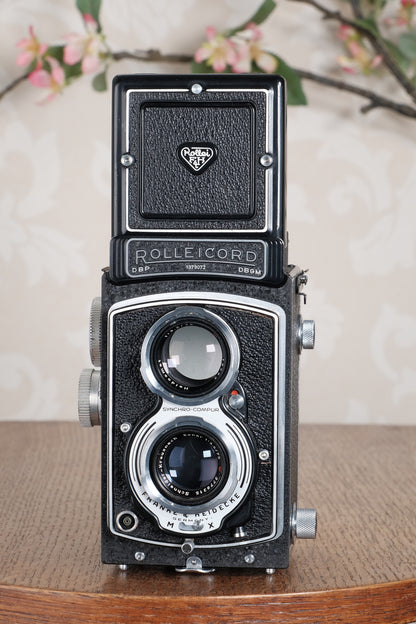 Near Mint! 1954 Rolleicord with Synchro-Compur shutter & Coated lens with original case, CLA'd, Freshly Serviced!