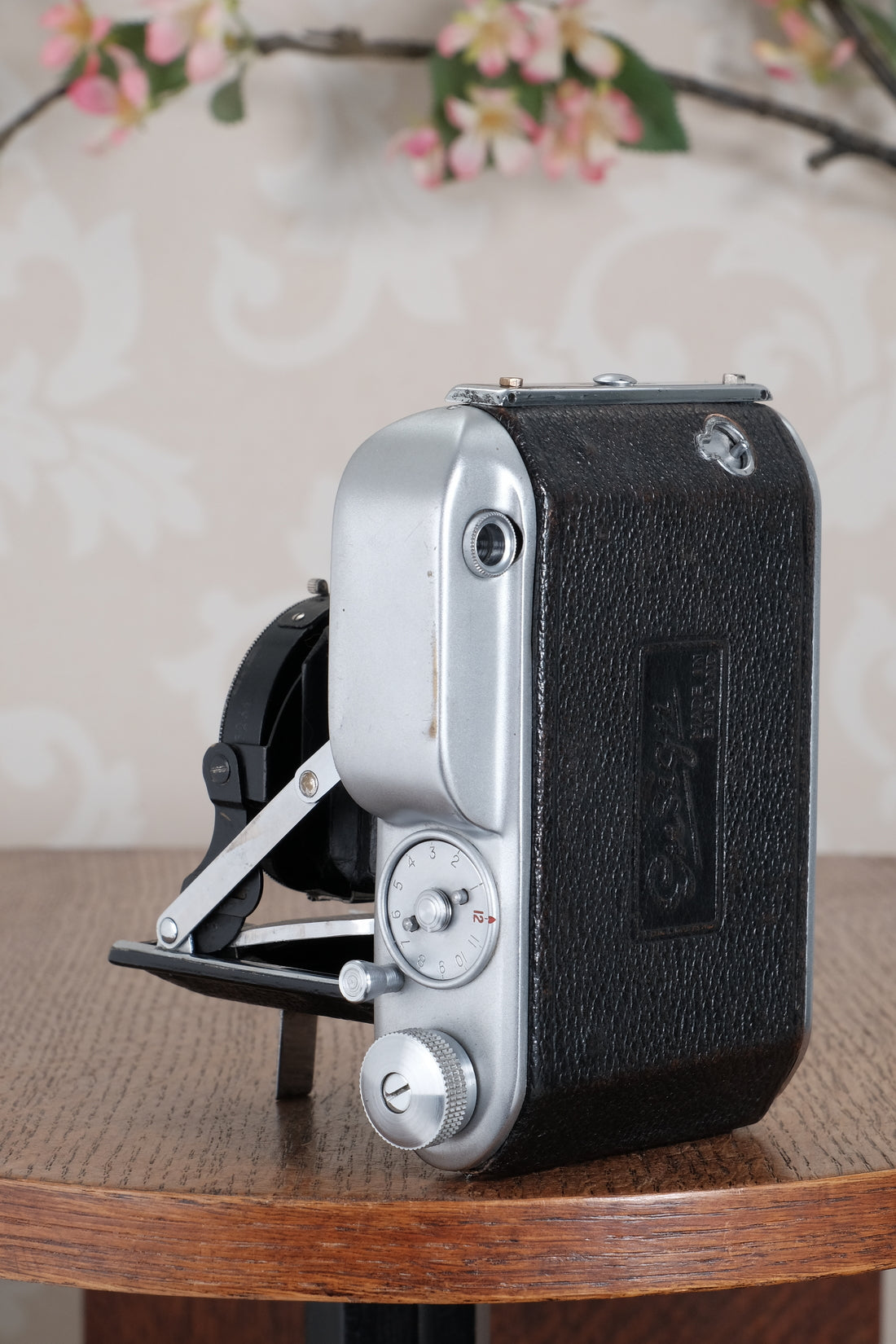 1939 Ensign 220, 6x6 / 6x4.5 Medium format Coupled Rangefinder Camera, , CLA'd, Freshly serviced!