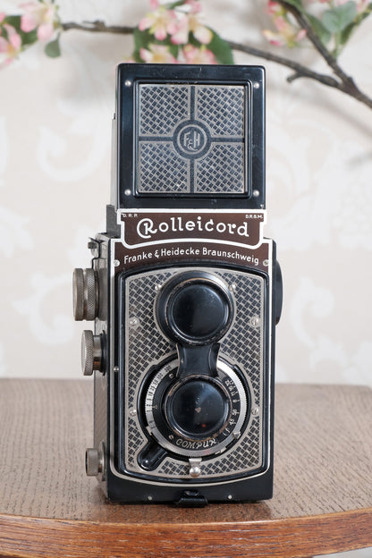 Superb! 1936 Art-Deco Nickel-plated Rolleicord with original case, CLA’d, Freshly Serviced!