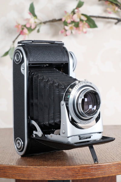 Superb! 1953 Voigtlander 6x9 Bessa II with Color-Skopar lens. Freshly Serviced, CLA'd.