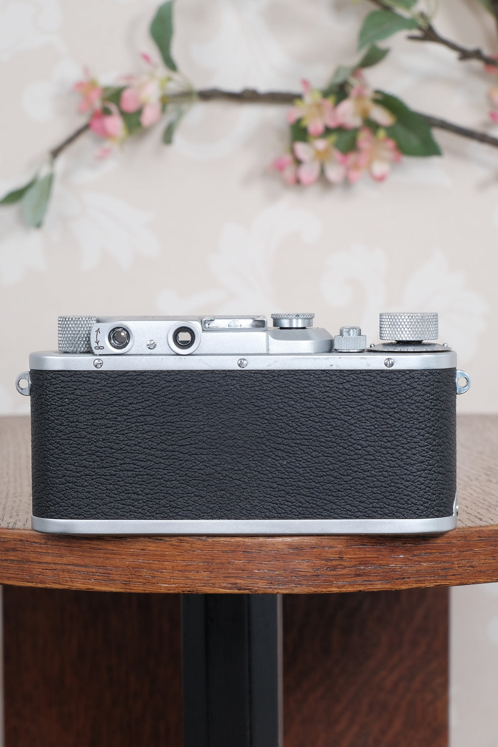 Superb! 1938 Leitz Leica IIIa with 2.0/50mm lens and camera case, Freshly Serviced, CLA'd