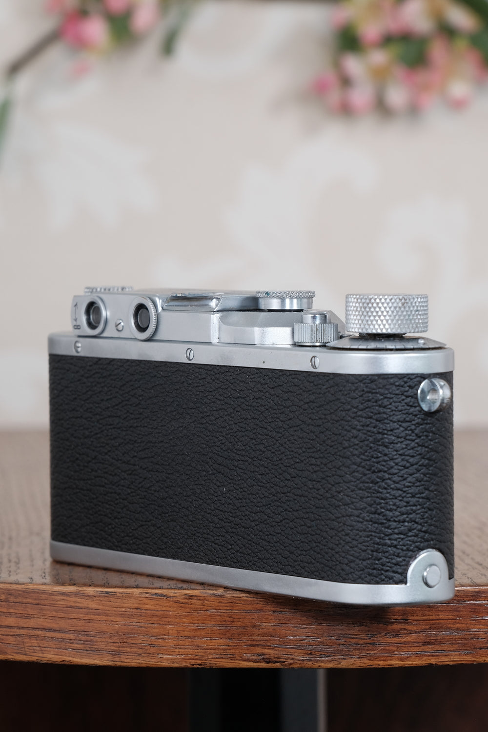 Superb! 1938 Leitz Leica IIIa with 2.0/50mm lens and camera case, Freshly Serviced, CLA'd