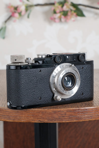 Near mint! 1931 BLACK LEITZ LEICA II with Nickel Elmar lens and leather case. Freshly Serviced CLA'd!