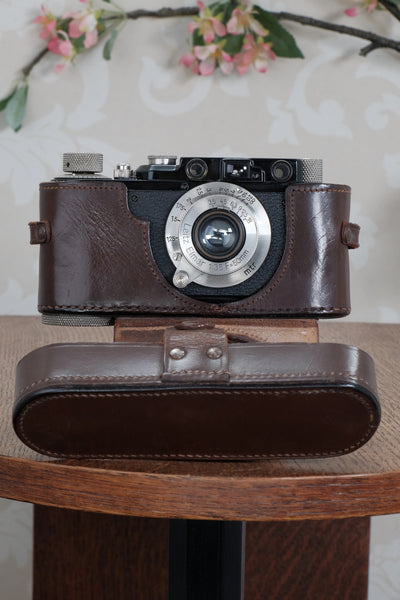 Near mint! 1931 BLACK LEITZ LEICA II with Nickel Elmar lens and leather case. Freshly Serviced CLA'd!