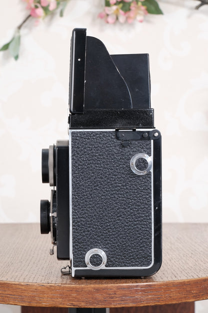 Near Mint! 1937 Rolleicord with Original case, CLA'd, Freshly Serviced!