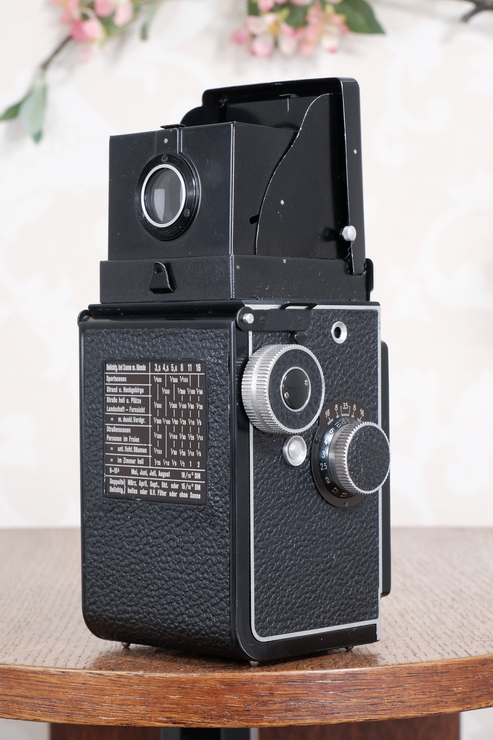 Near Mint! 1937 Rolleicord with Original case, CLA'd, Freshly Serviced!