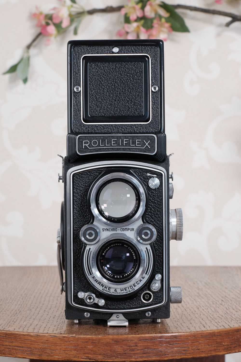 Near Mint! 1952 Rolleiflex with Synchro-Compur shutter & Coated lens. Freshly Serviced, CLA’d!