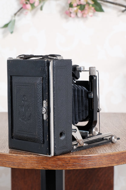 1930 6x9 Maximar plate camera with Carl Zeiss Tessar lens. Freshly serviced CLA’d