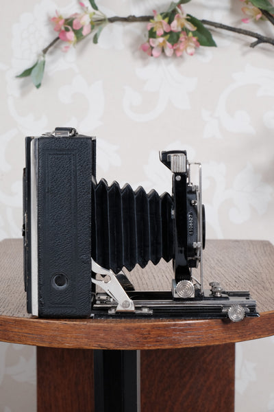 1930 6x9 Maximar plate camera with Carl Zeiss Tessar lens. Freshly serviced CLA’d