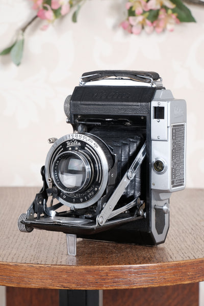 Rare! 1938 WELTA WELTUR, Medium format, Coupled Rangefinder Camera, with original case. CLA'd, Freshly serviced!