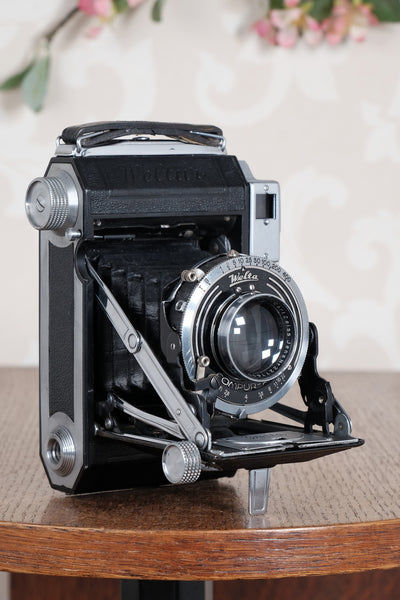 Rare! 1938 WELTA WELTUR, Medium format, Coupled Rangefinder Camera, with original case. CLA'd, Freshly serviced!