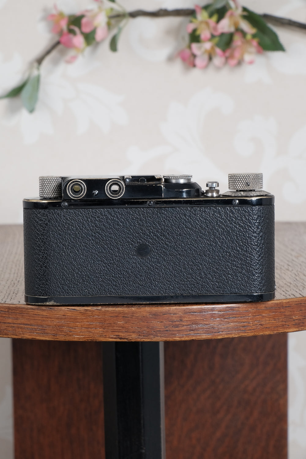 Beautiful! 1932 BLACK LEITZ LEICA II with Nickel Elmar lens and leather case. Freshly Serviced CLA'd!