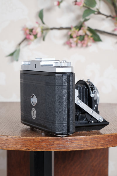 Near Mint! 1952 Zeiss Ikon Ikonta. Freshly Serviced, CLA'd