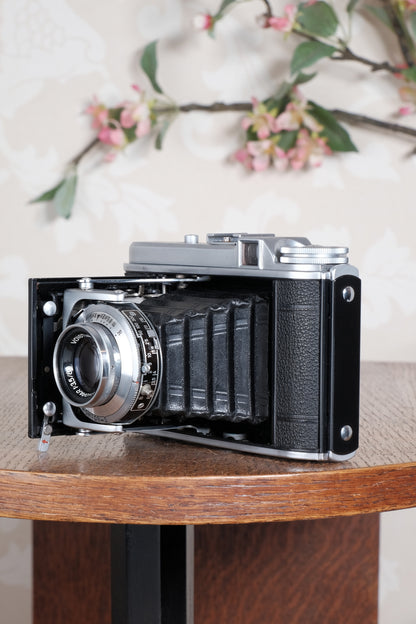 Near Mint! 1953 6x6 Voigtlander Perkeo II with Color-Skopar Lens. CLA’d, Freshly Serviced!