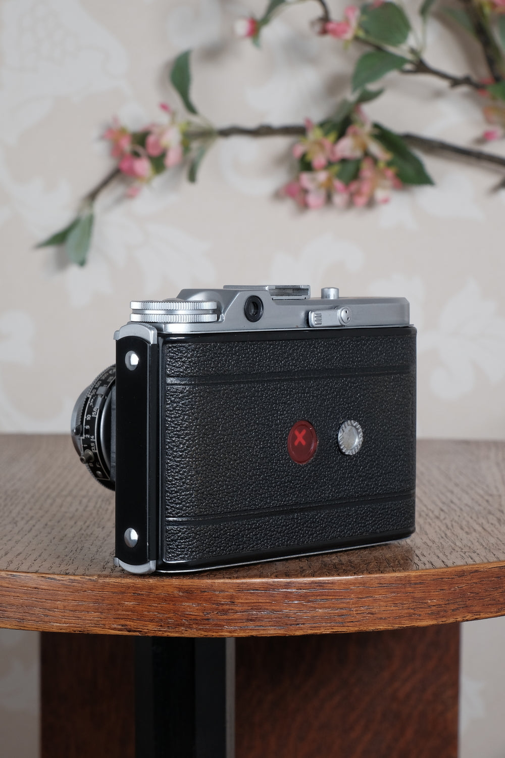 Near Mint! 1953 6x6 Voigtlander Perkeo II with Color-Skopar Lens. CLA’d, Freshly Serviced!