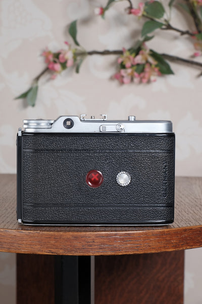 Near Mint! 1953 6x6 Voigtlander Perkeo II with Color-Skopar Lens. CLA’d, Freshly Serviced!