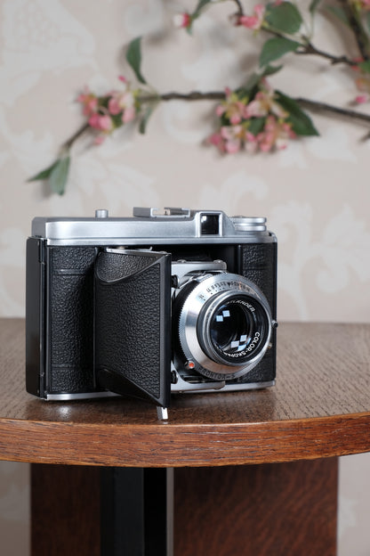 Near Mint! 1953 6x6 Voigtlander Perkeo II with Color-Skopar Lens. CLA’d, Freshly Serviced!