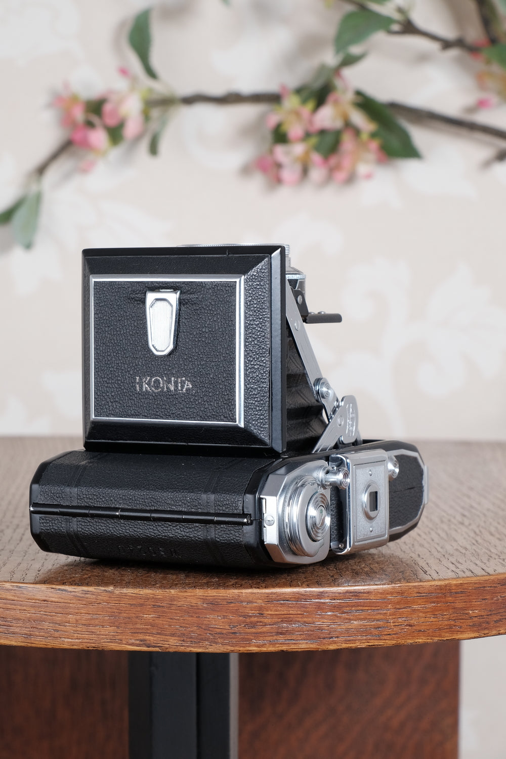 Mint! 1952 Zeiss Ikon Ikonta, Coated Tessar. Freshly Serviced, CLA'd