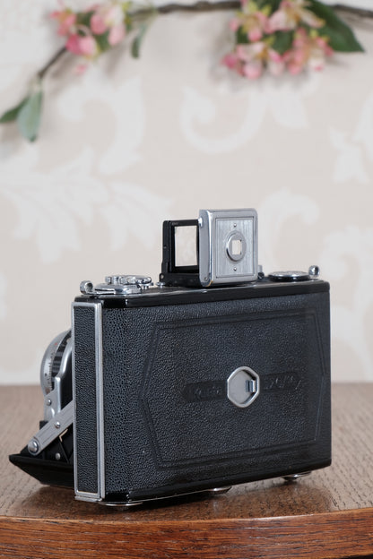 Near Mint! 1936 Zeiss Ikon 6x6 Ikonta with Tessar lens & case. Freshly Serviced, CLA'd