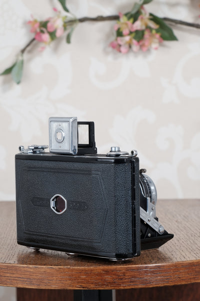 Near Mint! 1936 Zeiss Ikon 6x6 Ikonta with Tessar lens & case. Freshly Serviced, CLA'd