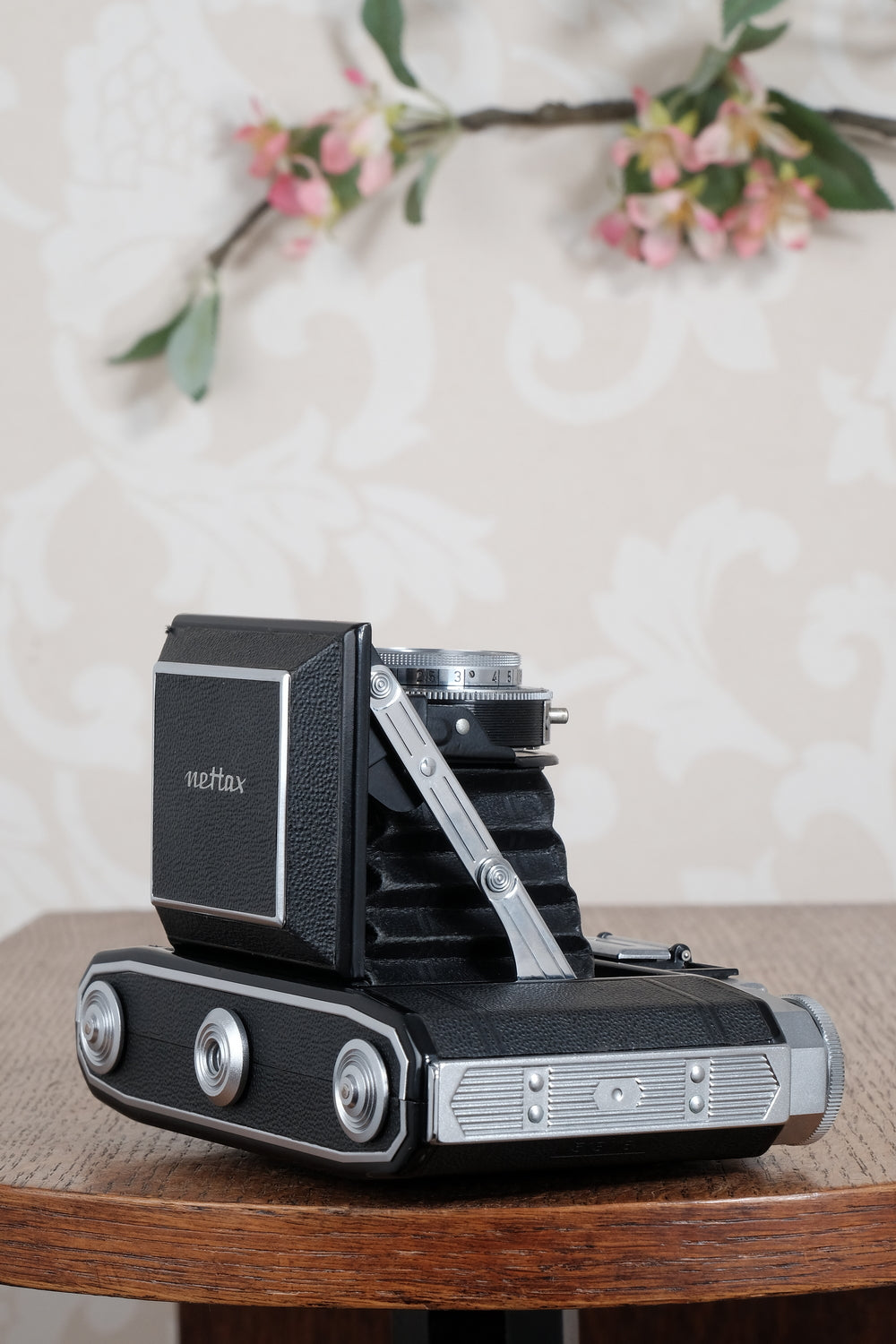 Near Mint! 1956 Zeiss Ikon Nettax with original case. Freshly Serviced, CLA'd