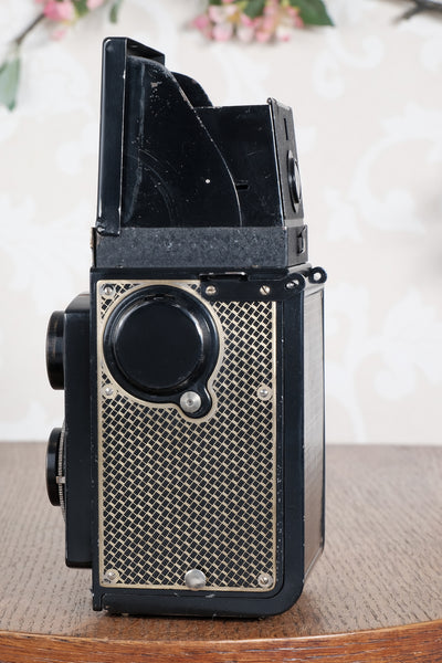 Excellent! 1933 Art-Deco Nickel-plated Rolleicord, CLA’d, Freshly Serviced!