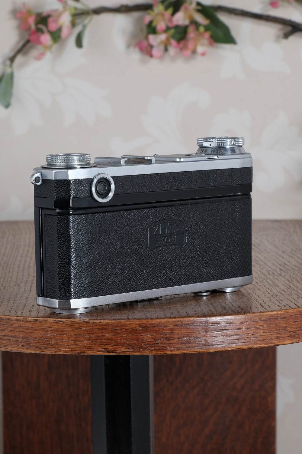 Near Mint! WWII 1939 Zeiss Ikon Contax II,  CLA'd, Freshly Serviced!