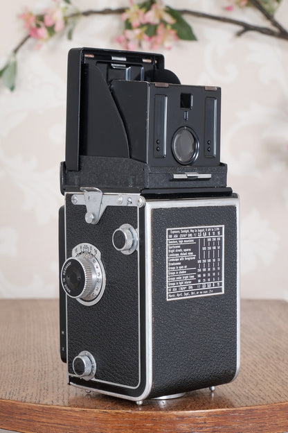 Near Mint! 1953 Rolleiflex with Synchro-Compur shutter & Coated lens. Freshly Serviced, CLA’d!