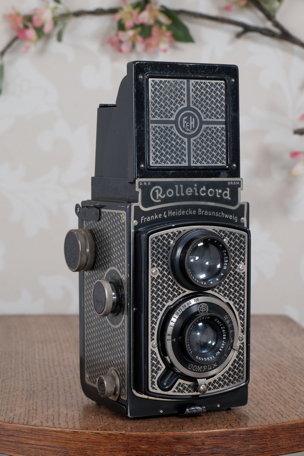 Excellent! 1934 Art-Deco Nickel-plated Rolleicord, CLA’d, Freshly Serviced!