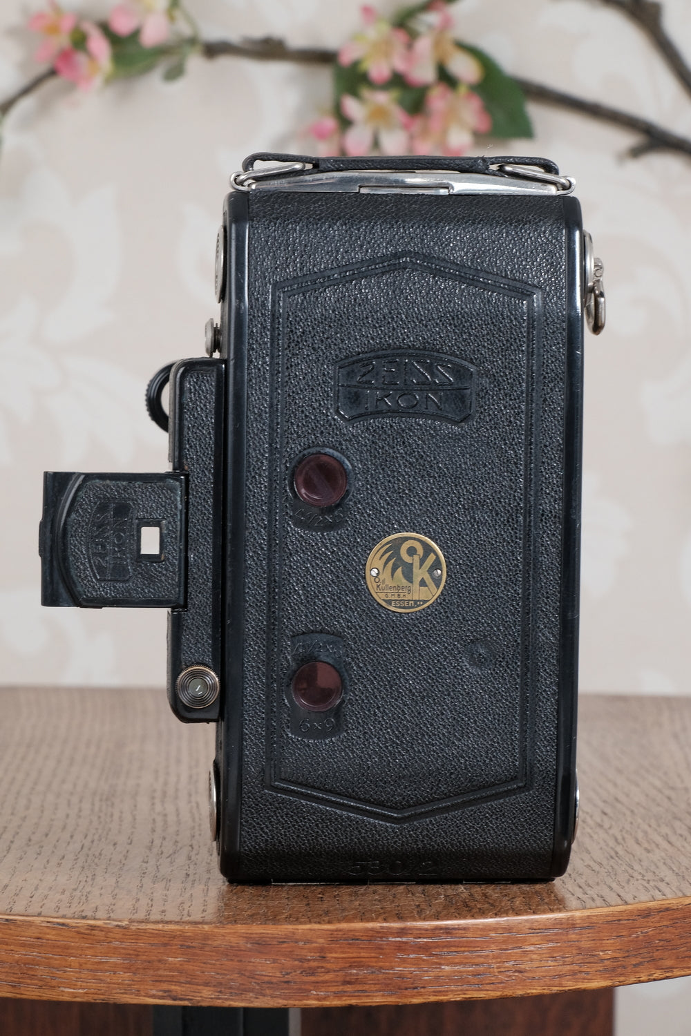 Superb 1931 Zeiss Ikon 6x9 Super Ikonta C with Tessar lens. CLA’d, Freshly Serviced!