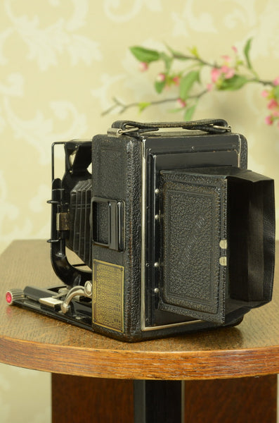 SUPERB! 1931 Voigtlander BERGHEIL Camera with HELIAR LENS! Freshly serviced CLA’d - Voigtlander- Petrakla Classic Cameras