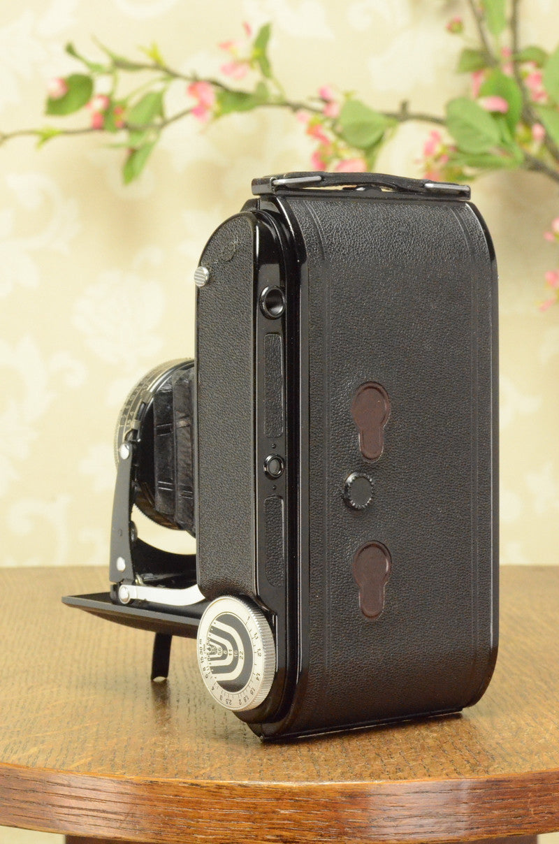 NEAR MINT 1938 Voigtlander Bessa Rangefinder, HELIAR LENS! 6x9, Freshly Serviced - Voigtlander- Petrakla Classic Cameras