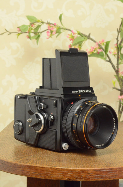 MINT! 6x6 Zenza Bronica SQ-A, complete with 80mm lens & 120 film back. - Bronica- Petrakla Classic Cameras