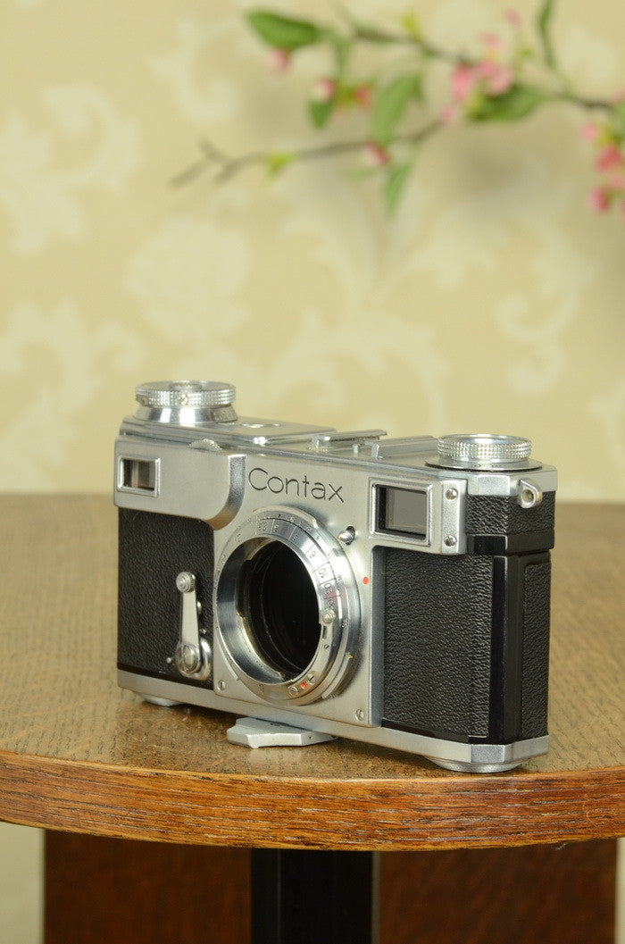 EXCELLENT! 1936 Zeiss Ikon Contax II, CLA’d, with Original leather case. Freshly Serviced! - Zeiss-Ikon- Petrakla Classic Cameras