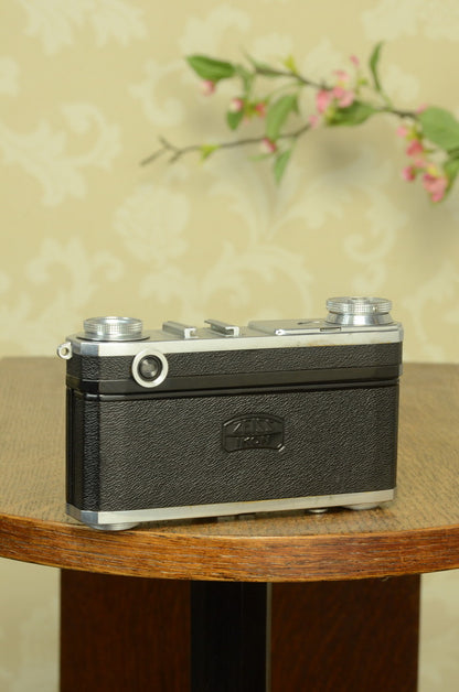 EXCELLENT! 1936 Zeiss Ikon Contax II, CLA’d, with Original leather case. Freshly Serviced! - Zeiss-Ikon- Petrakla Classic Cameras