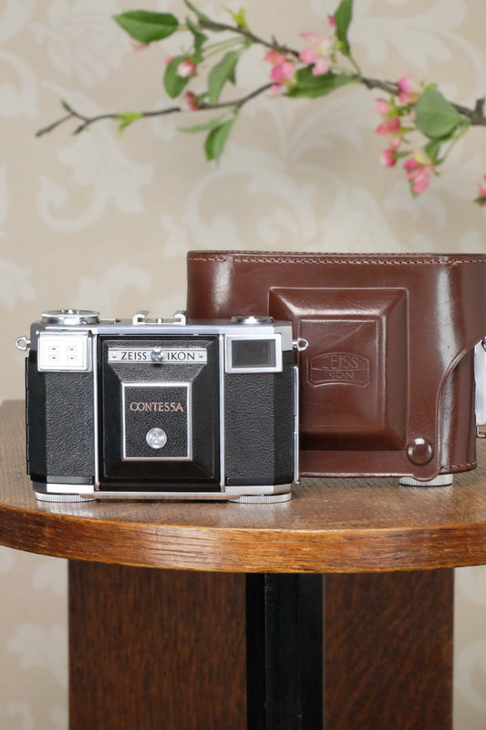 NEAR MINT! 1954 Zeiss Ikon Contessa 533/24, FRESHLY SERVICED - Zeiss-Ikon- Petrakla Classic Cameras