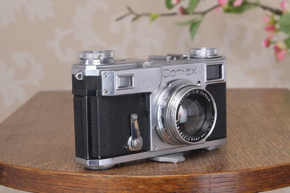 SUPERB! 1941 Zeiss Ikon Contax II,with a Carl Zeiss 2.0/50mm lens, Freshly Serviced, Ready for immediate use! - Zeiss-Ikon- Petrakla Classic Cameras