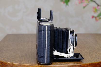 Superb! 1935 Art-deco 6x4.5 Duo camera, with Zeiss Tessar lens, CLA'd, Freshly Serviced! - Nagel- Petrakla Classic Cameras