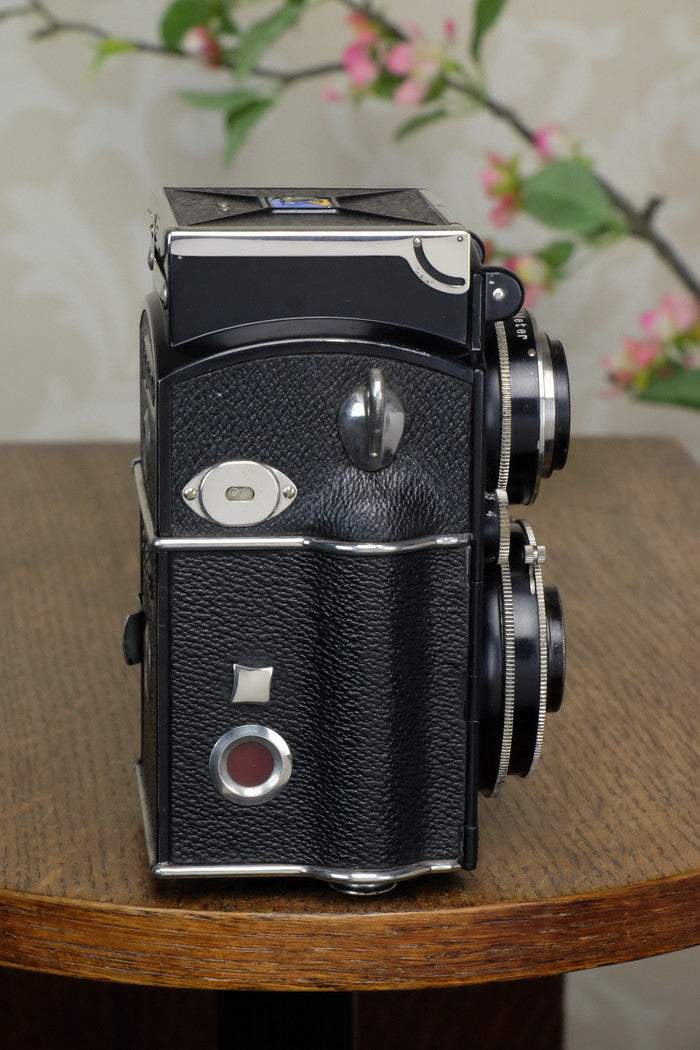 1933 Voigtlander 6x6 Superb TLR, the desirable model with “big ears”, Freshly Serviced! - Voigtlander- Petrakla Classic Cameras