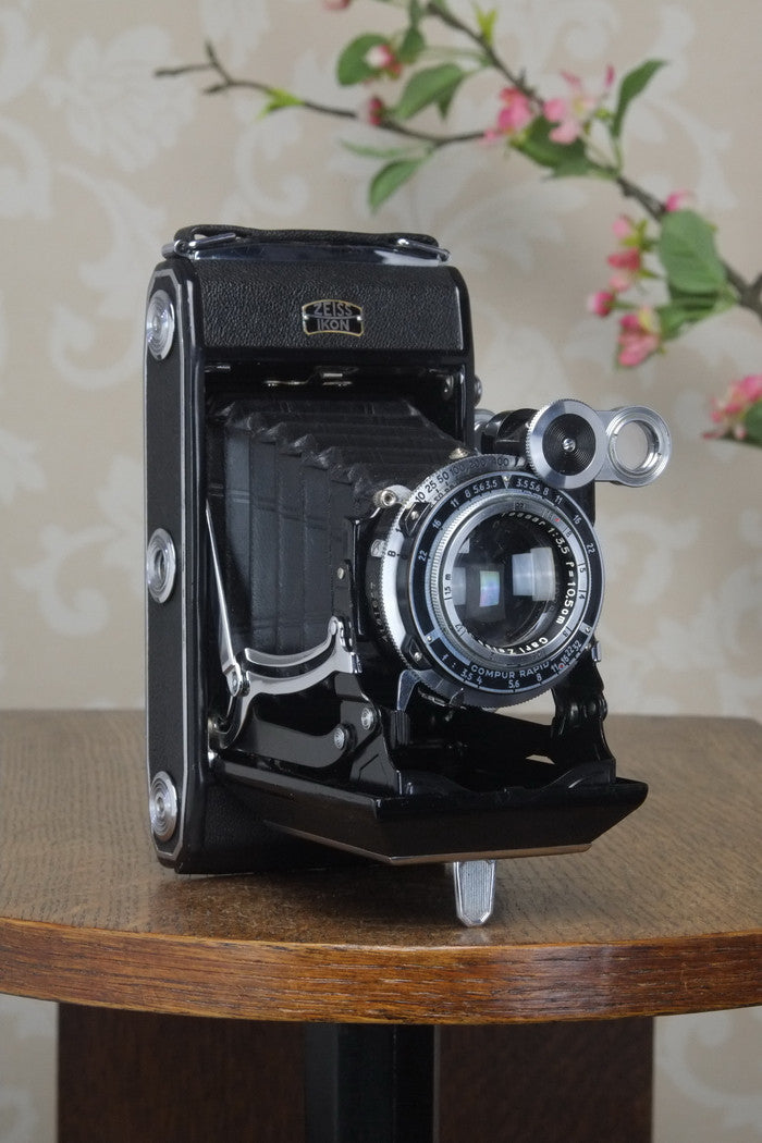 SUPERB! 1938 Zeiss Ikon Super Ikonta 6x9, Tessar lens, Compur Rapid shutter and original mask. - Zeiss-Ikon- Petrakla Classic Cameras