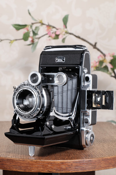 99.9 % MINT! 1938 Zeiss Ikon 6x9 Super Ikonta C with rare original box and mask, CLA’d, Freshly Serviced!