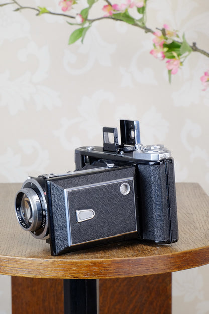 Near Mint! 1950 Zeiss-Ikon Ikonta C 6x9, CLA'd, Freshly Serviced! - Zeiss-Ikon- Petrakla Classic Cameras